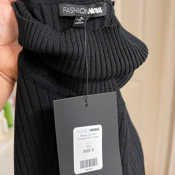 Casa Nova Sweater Mini Women's Dress. - Picture 12 of 12